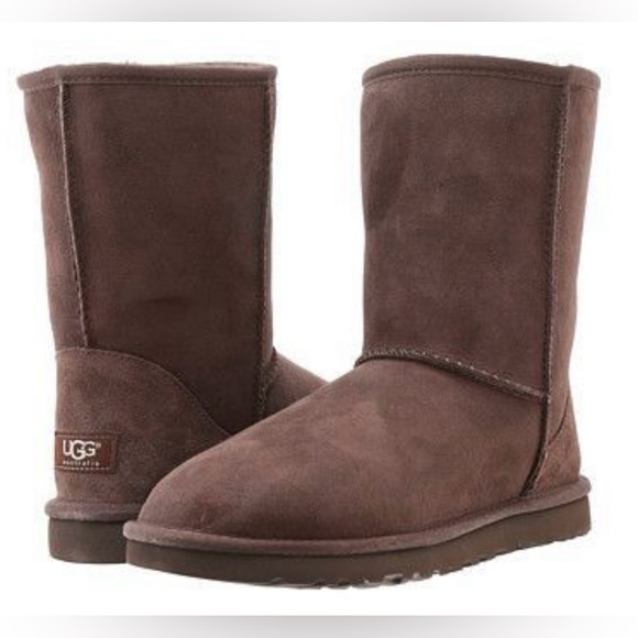 UGG Shoes - UGG Classic short boots in chocolate brown, women's size 7